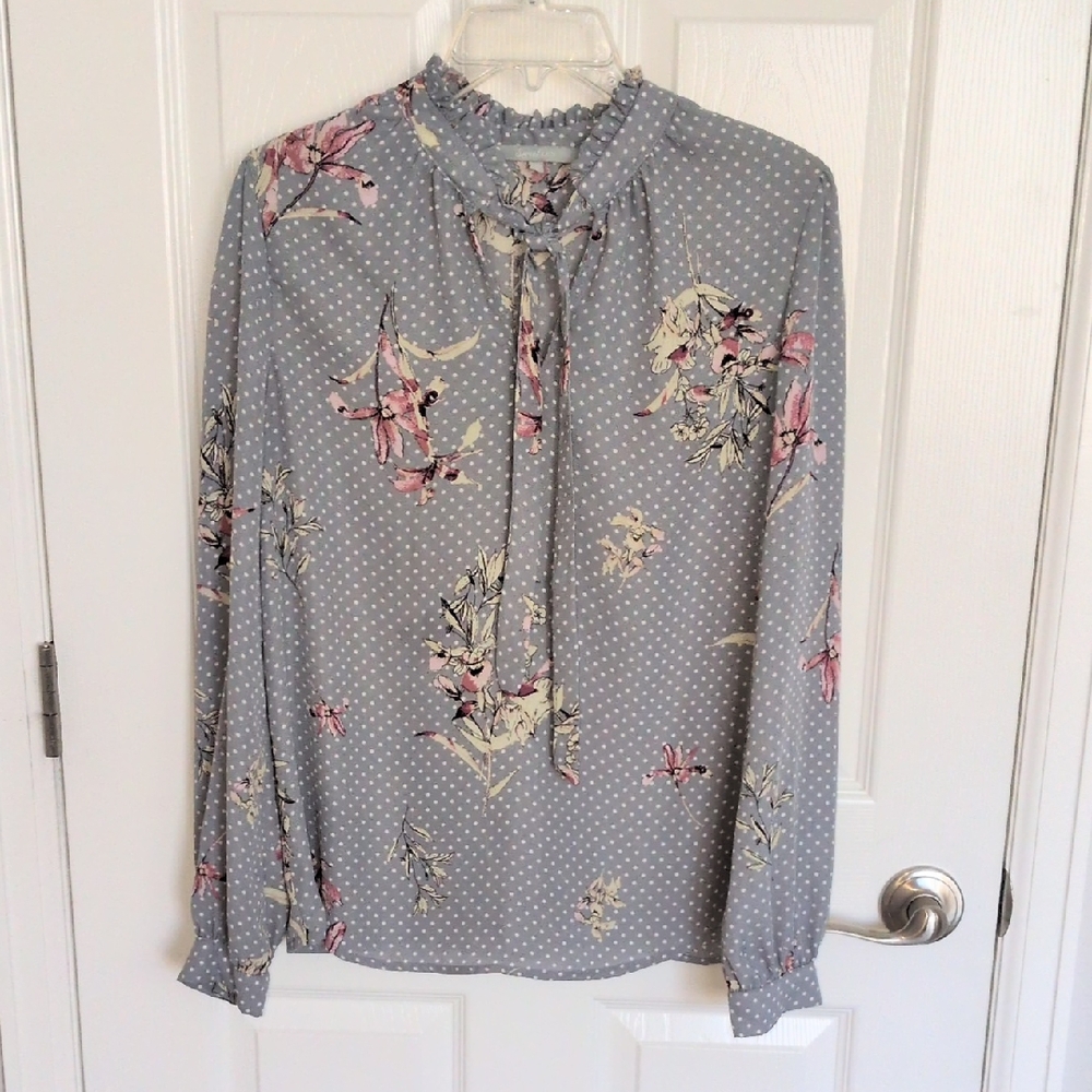 Sweet Rain Blue Gray Front Tie Floral Blouse With White Polka Dots - L